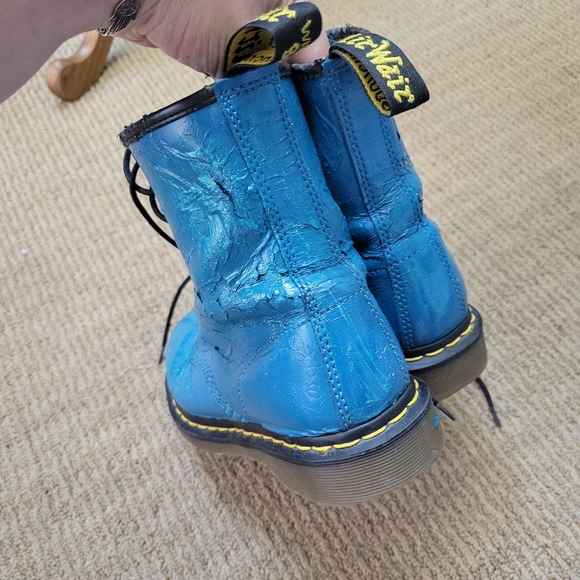 Y2K turquoise leather flower embossed Pascal combat boot dr martens docs htf - Picture 16 of 16